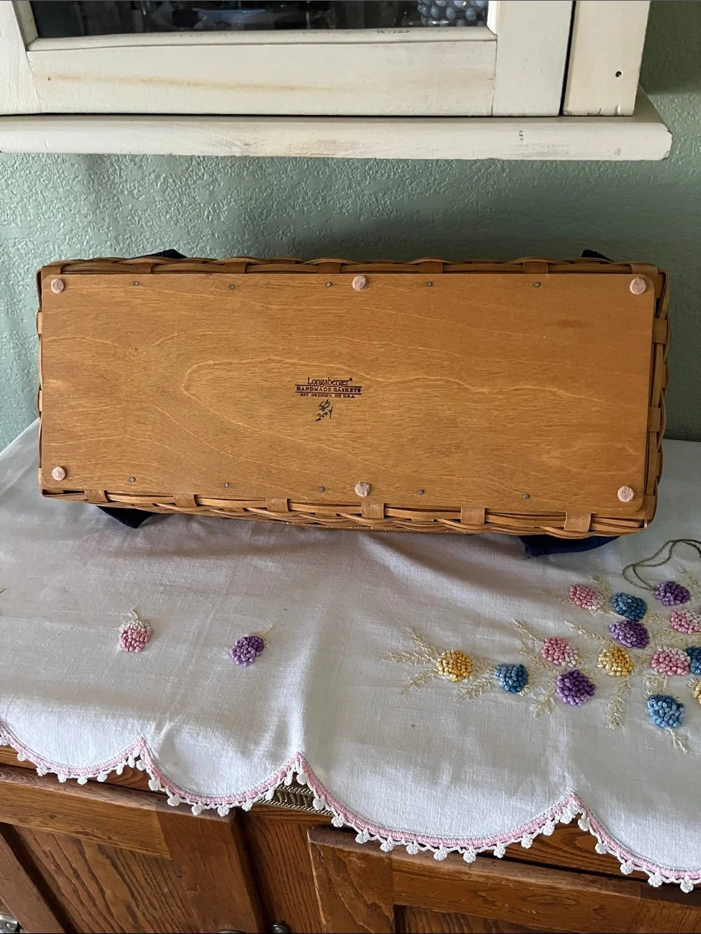 Retired Longaberger #10693 Household Caddy Basket – SB 2004 – Dresden, Ohio